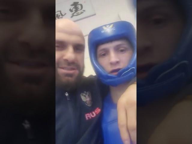 Международный турнир «Заезды ушу» президент ДФУ Магомедали Киясович и чемпион Умалатов Арсен 56кг.