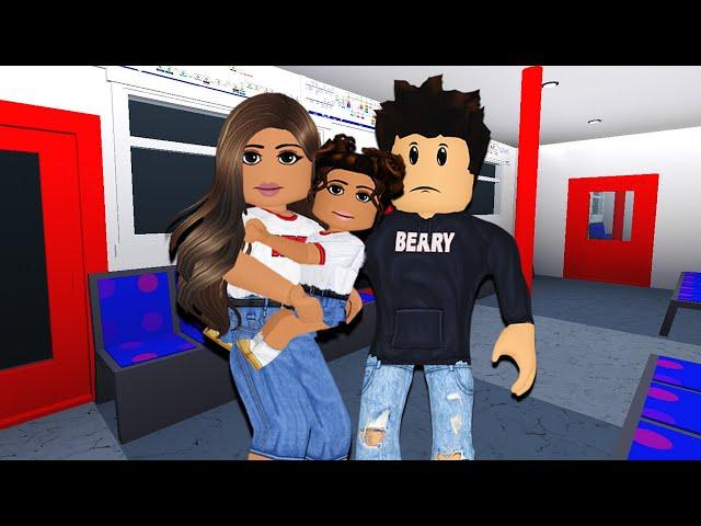 24 HOURS STUCK ON A TRAIN | Bloxburg Family