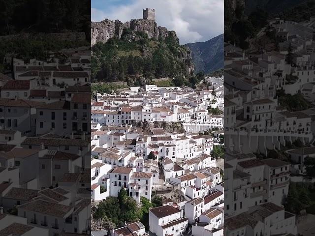 Explore Zahara de la Sierra: Spain’s White Village Wonder