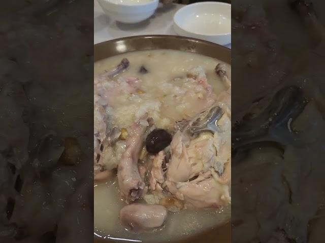 누룽지백숙~ 뼈가쏙쏙빠지네ㅋ 자꾸생각나 #맛집#맛집공유 #먹방 #백숙#장수촌