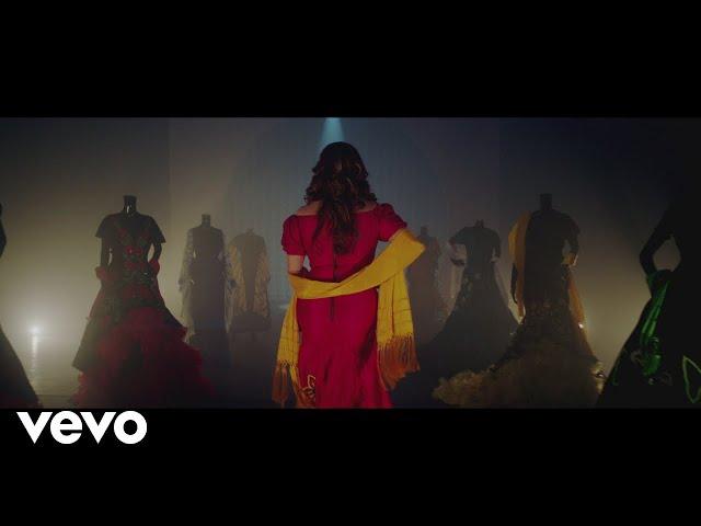 Jenni Rivera - Aparentemente Bien (Versión Banda - Official Video)