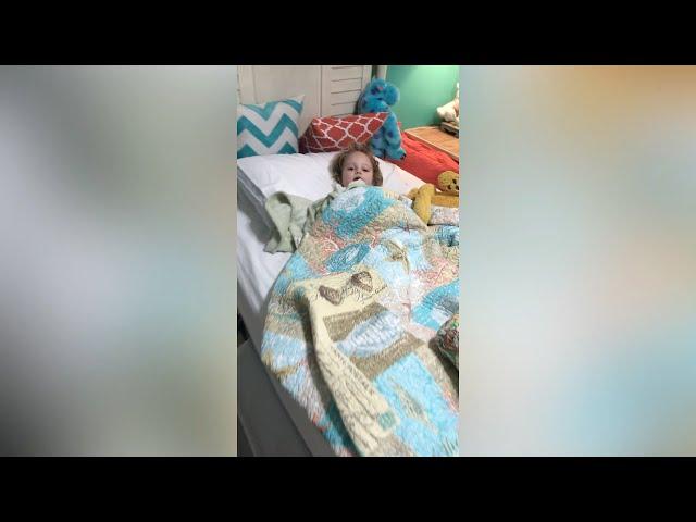 Toddler wants to sleep naked