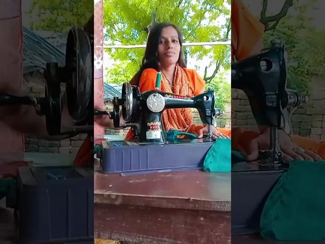 silai karte samay ka video  Sarita is different