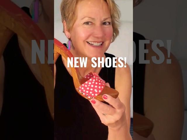 UNBOXING the MULES you'll want to wear!  #heels #short #fashion