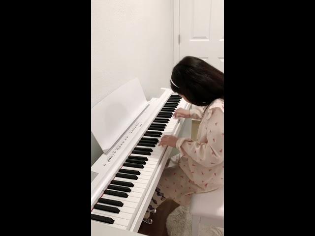 Shalynn Choi age 9 J.S. Bach Invention 1 BWV 772 piano