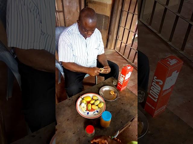 Daddy Breaks Morning Kola nut (Epic: Igbo Tradition).