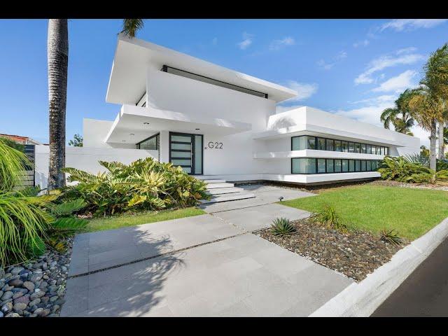 Canalfront Estate in Vistamar Marina East Carolina, Puerto Rico | Sotheby's International Realty