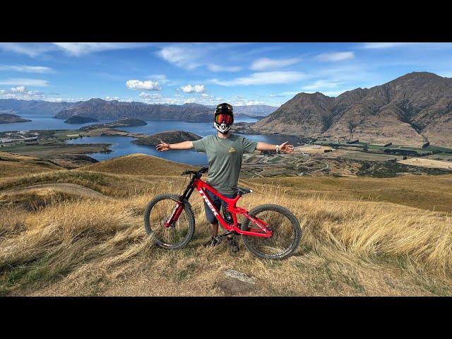 THIS PLACE HAS THE BEST FLOWTRAILS!!! WANAKA NZ