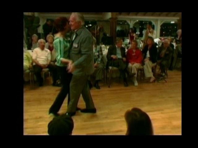 Laminu Demonstration by Ray Cunningham and Darleene Lind (2004)