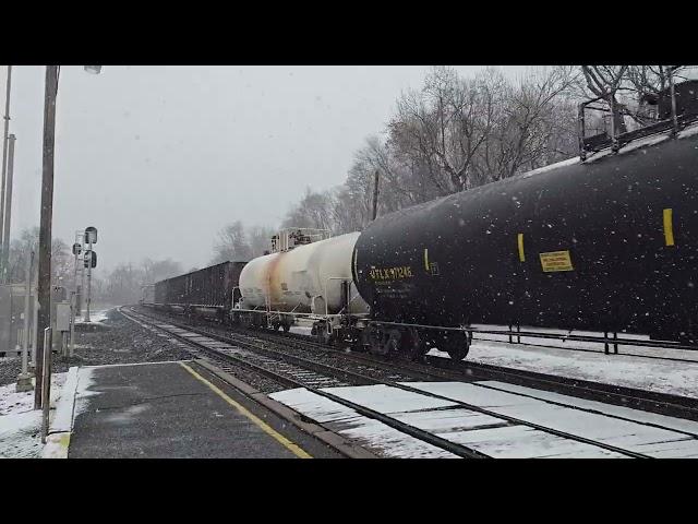 Eastbound intermodal and westbound manifest meet at Lewistown, PA (12/20/2024)