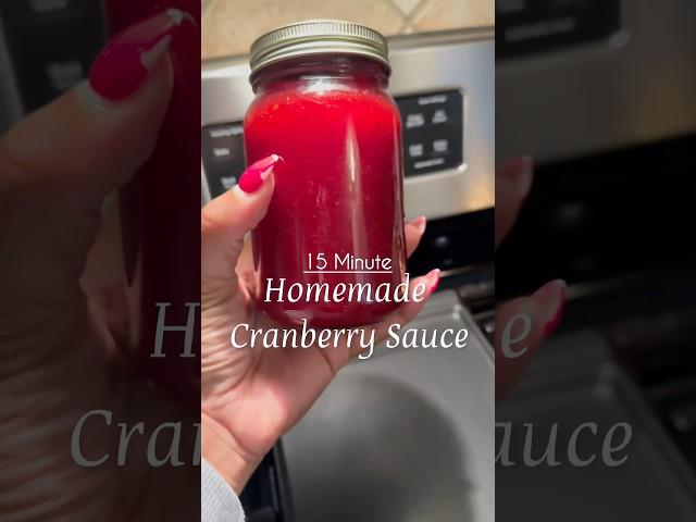 HOW TO MAKE A QUICK AND DELICIOUS HOMEMADE CRANBERRY SAUCE!!