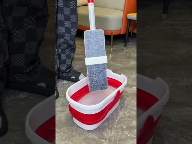 Flat Mop and folding set.