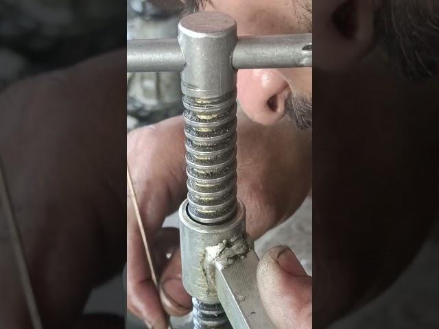 head repairing valve lock #viral #work #automobile