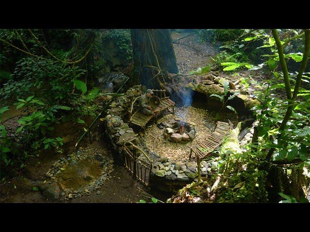 Full video 30 days to build a survival camp. 300 days Solo Bushcraft in the rainforest