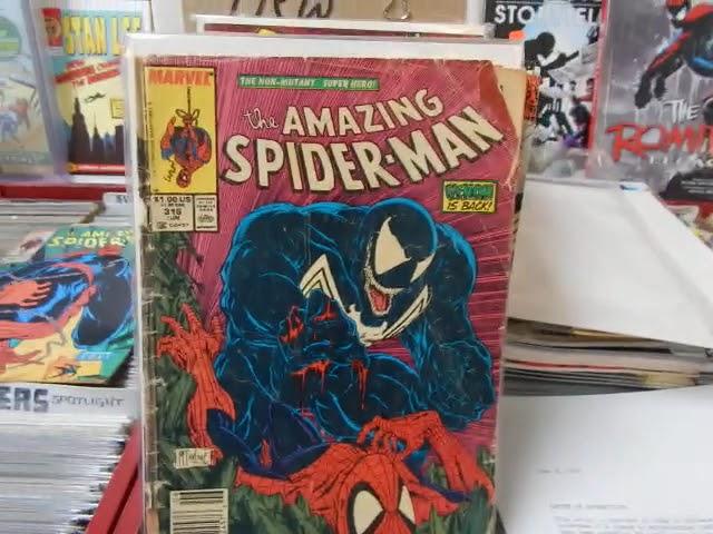 New Collection Amazing Spider-Man Moon Knight McFarlane signed Spider-Man #1 JC'S Comics N More