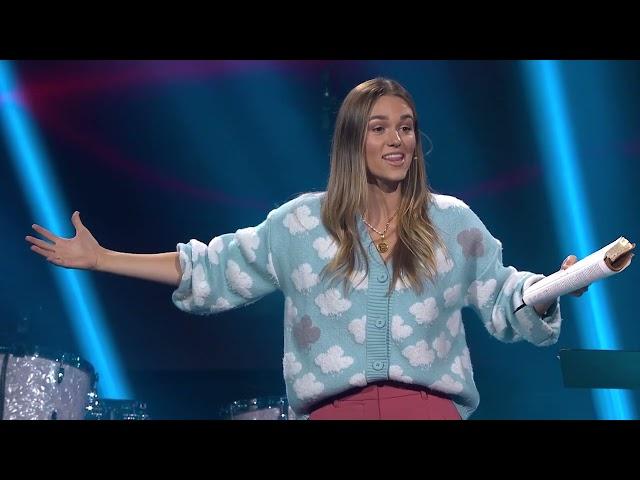 Identity in Christ - Sadie Robertson Huff - UL 2022