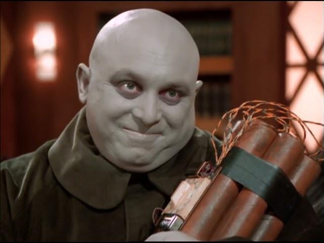 S01：E42   Addams Family in Court