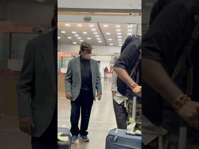 Bollywood actor Asrani at Jaipur airport #asrani #bollywood