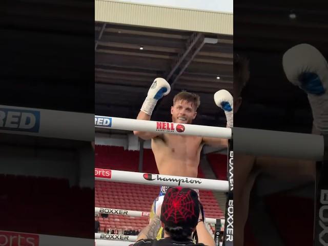 ELLIS PRICE STOPS JAKE PRICE IN BRUTAL FASHION!!