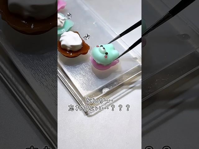 I can now make macarons with resin, but ducks are the same as always #pr #resin #handmade #greeno...
