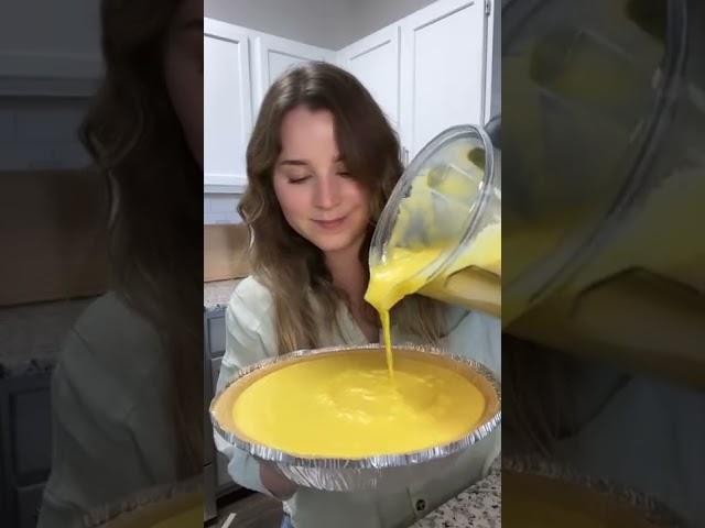 best way to make a summer mango pie (without baking)! #shorts