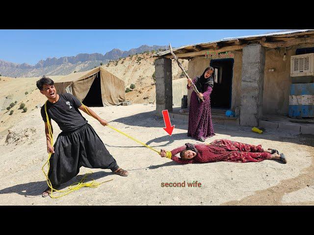 Revenge Day: Husband Supports First Wife Against Threats from Evil Second Wife