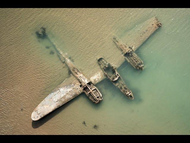 Forgotten WW2 Plane Found on Beach