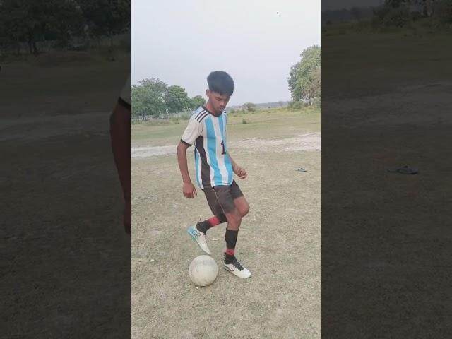 #football balance kaise kare #shorts #viral my channel subscribe pls fc ziva 