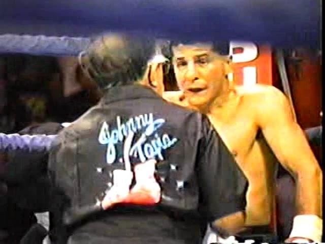 HENRY MARTINEZ vs JOHNNY TAPIA - Pro Boxing