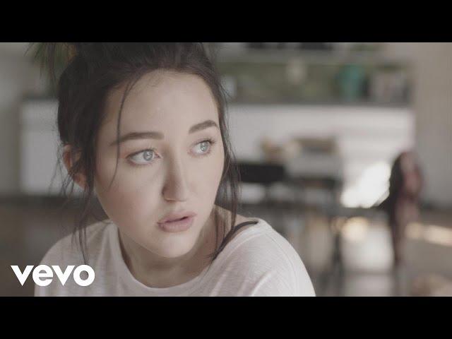 Noah Cyrus, Labrinth - Make Me (Cry) (Official Music Video) ft. Labrinth