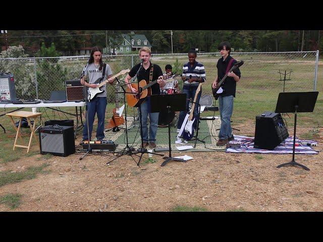 Tempus7 feat. Joelle Romeus - He Reigns Newsboys Cover (10/31/2015)