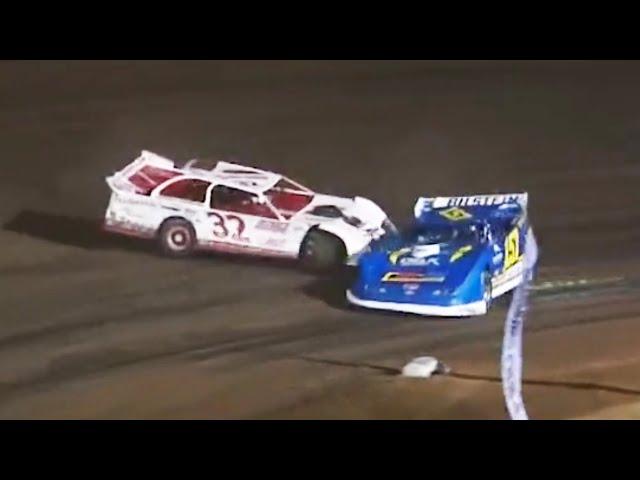 Off The Rails Finish at Wild West Shootout