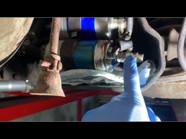 Mercedes 107 280SL fuel pump leak