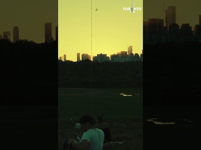 Vintage Toronto Sunset Timelapse | Riverdale Park, Old Toronto - Toronto Rise