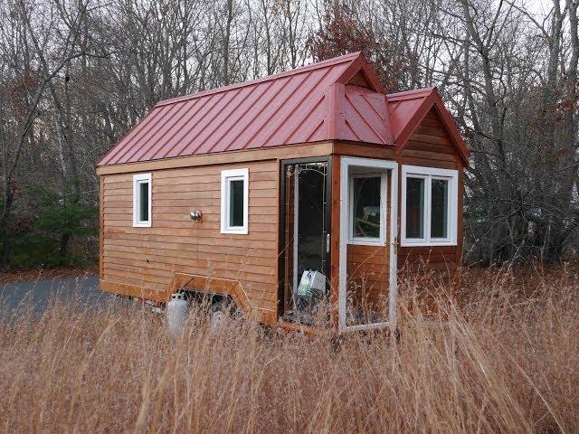 School Teacher's Tiny House On Wheels with a Passive Solar Foyer (small home)