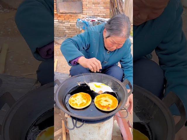 Chinese Burger egg cake