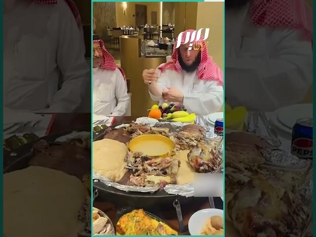 مشروب الـ.ـدم على مائدة القرني