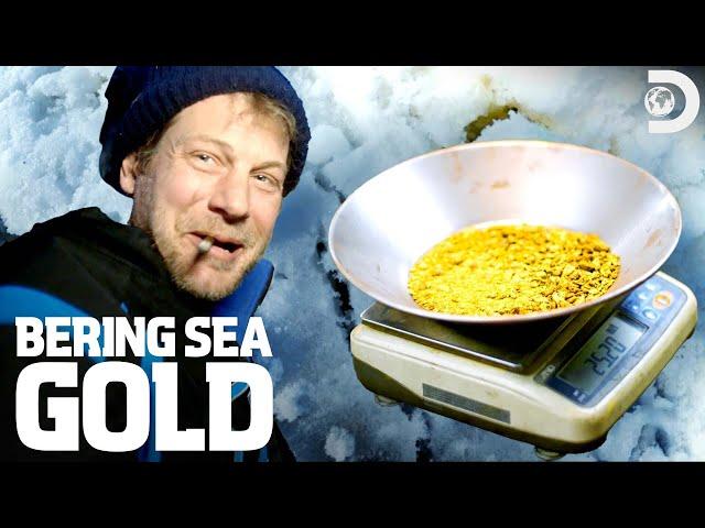 Shawn Finds Huge Gold Nuggets Under the Ice | Bering Sea Gold