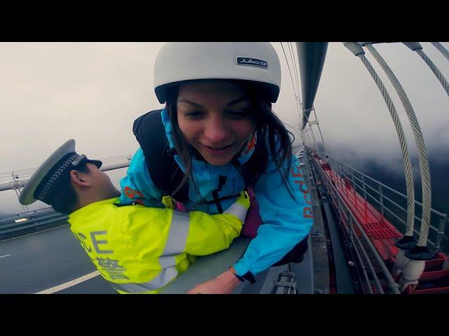 Zero Fox Given: Police Grab BASE Jumper, But She Jumps Anyways!