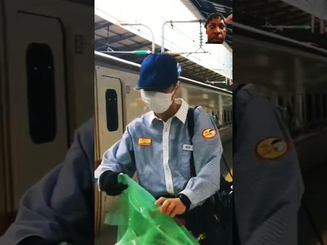 SHINKANSEN MAX SPEED WORKERS CLEANING #train #travel #railway #shortsbeta #publictransport #jr #jp