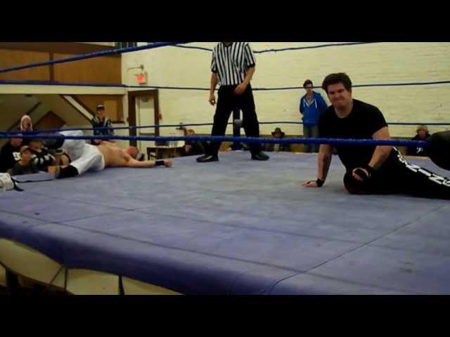 Ronnie Angel vs Danny Knightmare