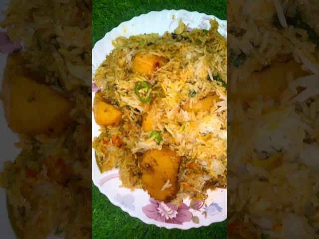 Aloo dum biryani recipe by farihas kitchen آلو دم بریانی بنانے کا طریقہ