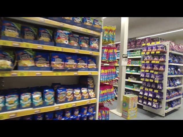  B&M Bargains Supermarket  Walk-around