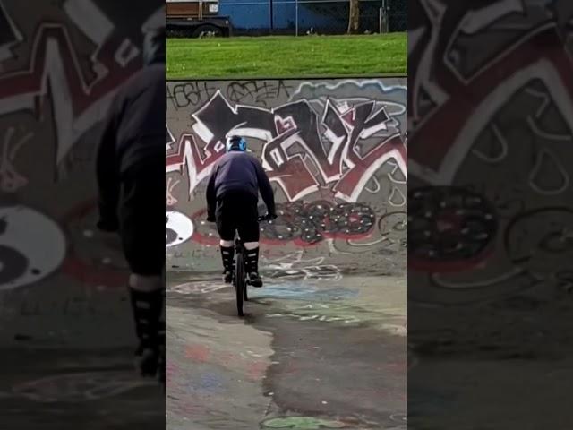 Windy, wet and slippery, why not work on tighter rotation #airbornebicycles #dirtjumper #skatepark