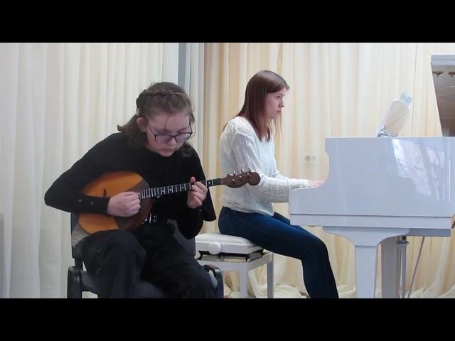 Кира Момотова, домра, 13 лет