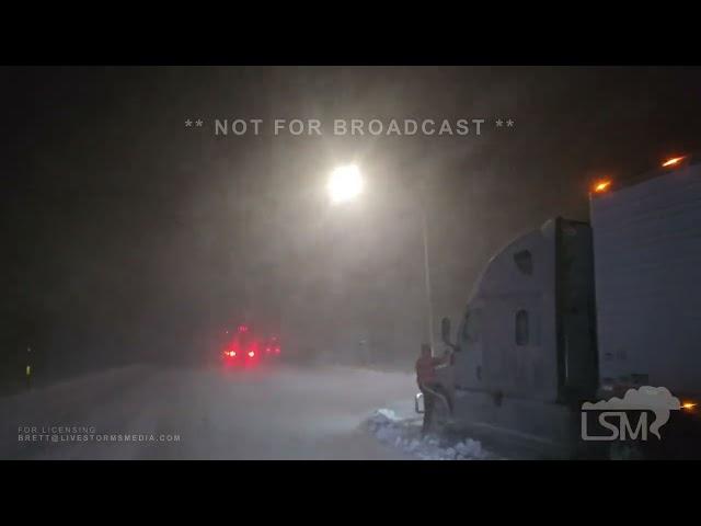 11-20-2024 Mt. Shasta City, California - Heavy Snow - Whiteout Conditions on i-5 - Plows