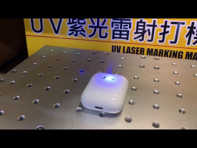 紫光雷射雕刻機。airpods 2。雷射打標機。UV Laser marking