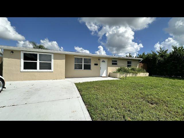 Palm Beach Gardens Homes for Rent 3BR/1BA by Palm Beach Gardens Property Management