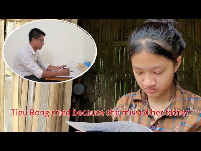 The kind uncle wrote a letter to the orphan girl Tieu Bong to inform her about her missing father.