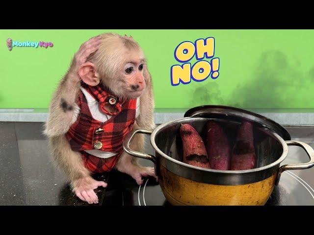 How did Monkey Kyo save the pot of sweet potatoes from burning?